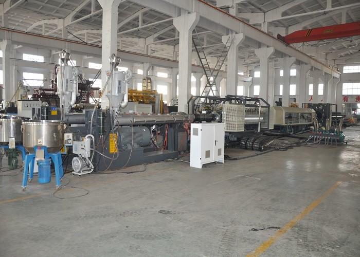 Γραμμή εξώθησης σωλήνων υψηλής ταχύτητας DWC Qingdao/διπλοτειχισμένη ζαρωμένη μηχανή παραγωγής σωλήνων