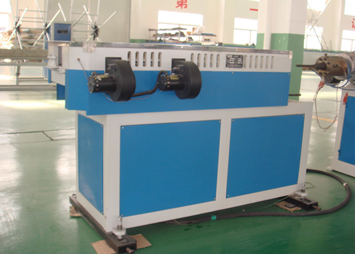 Πλαστική μηχανή γραμμών εξώθησης σωλήνων PVC ενιαία ζαρωμένη τοίχος 16-25 χιλ.