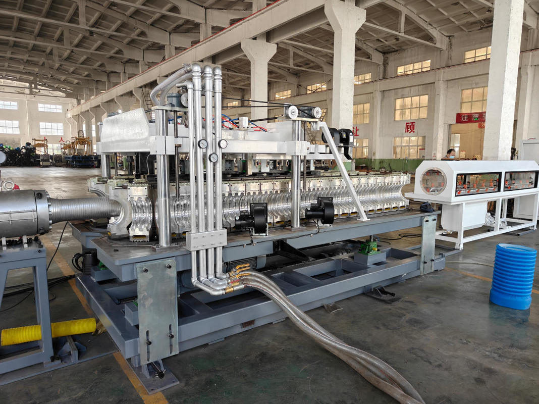 Γραμμή εξώθησης σωλήνων κυματοειδών μονής τοιχώματος 75-250mm με μέγιστη ταχύτητα εξόδου 15m/min και τάση 220-440V