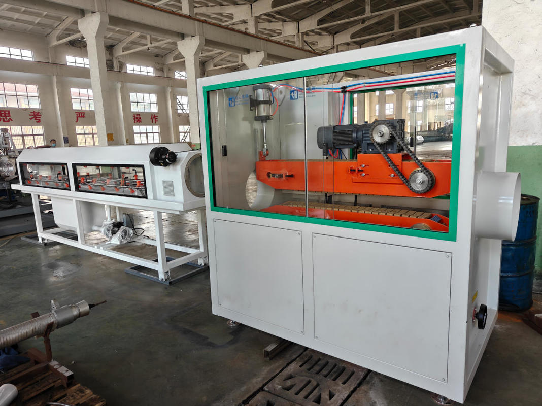 Γραμμή εξώθησης σωλήνων κυματοειδών μονών τοιχωμάτων με υλικό βαρελιού 38CrMoAlA, μέγιστη ταχύτητα εξόδου 15m/min και προδιαγραφή 75-250mm