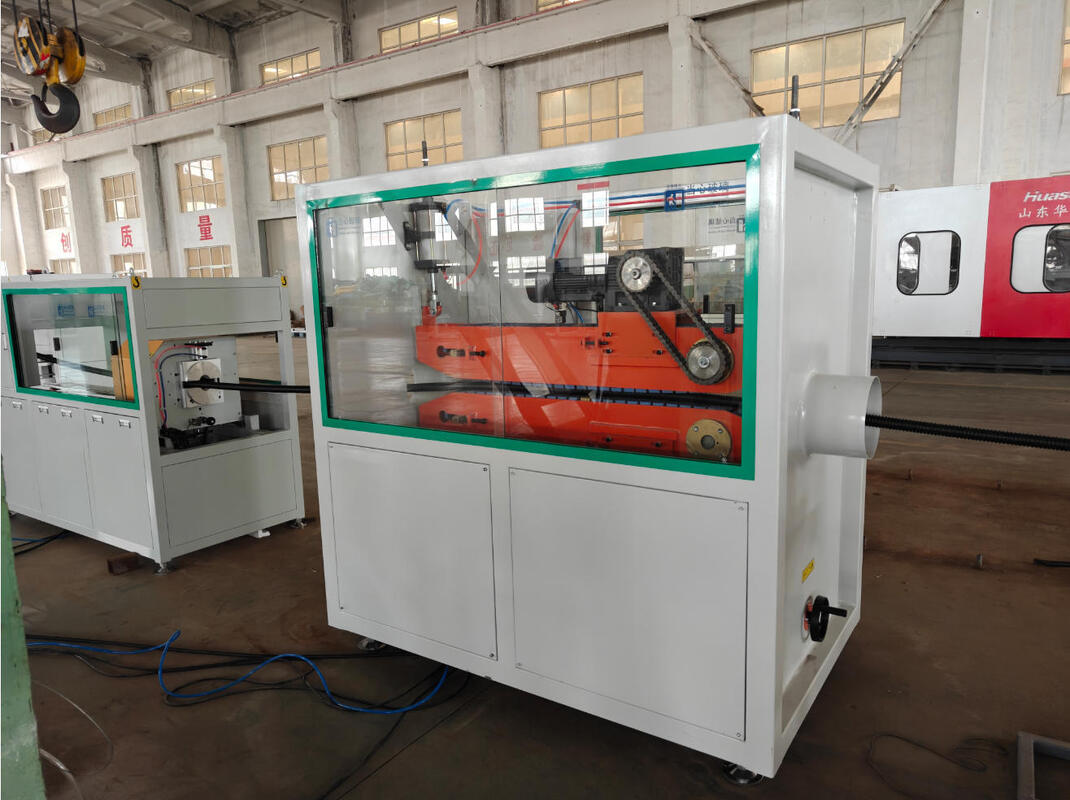 Μοναδικό τοίχωμα κυματοειδούς σωλήνα γραμμή εκτόξευσης με βαρέλι νιτρικό βάθος 0,4 έως 0,7 mm, συνολική ισχύς 25 έως 50, και PLC έλεγχο για την παραγωγή σωλήνων