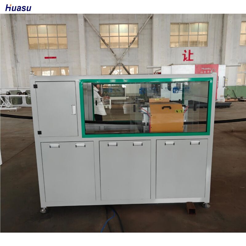 Η γραμμή εξώθησης κυματοειδών σωλήνων με μονό τοίχωμα με χωρητικότητα 400-1000 και εύρος διαμέτρου σωλήνων 16-1600 mm για την αυτόματη παραγωγή σωλήνων κυματοειδών