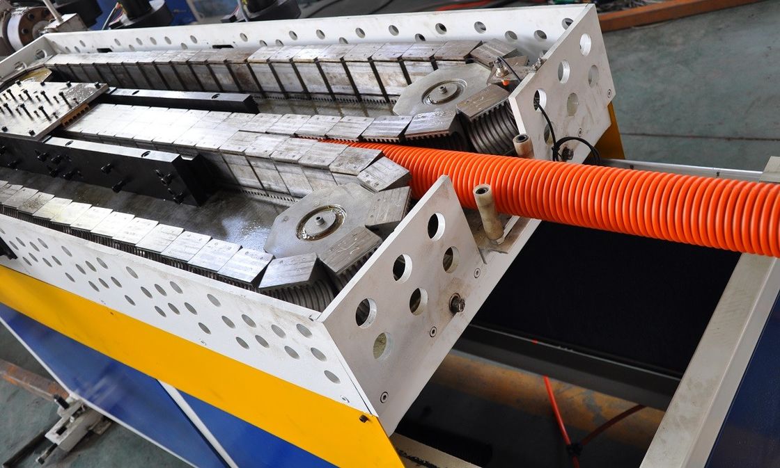 Υψηλά μηχανήματα σωλήνων παραγωγής διπλοτειχισμένα ζαρωμένα, ζαρωμένος εξωθητής sbg-63 σωλήνων